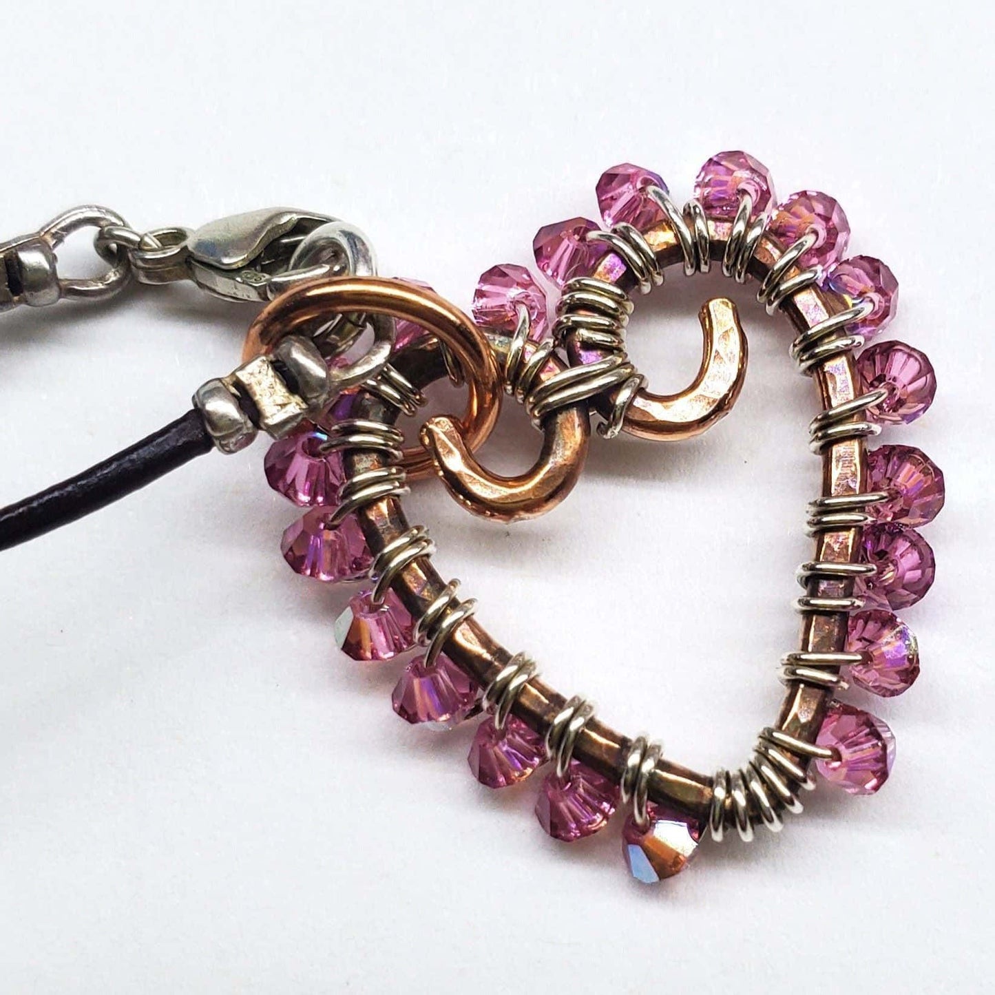 544823081